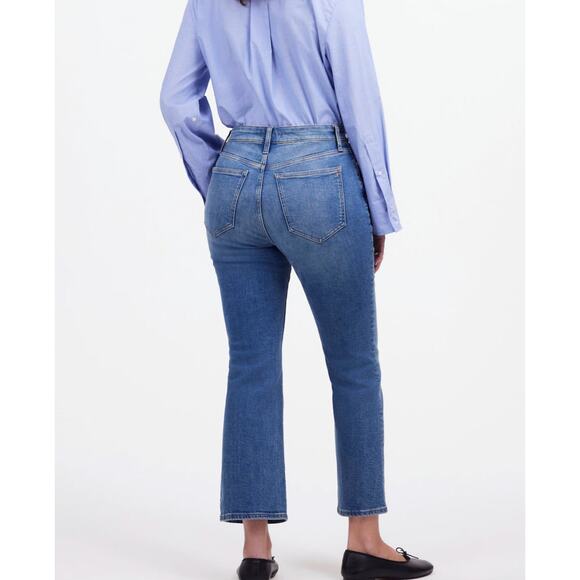 Madewell Curvy Kick Out Crop Jean Size 32 W Oneida Wash New NWT - Picture 3 of 6
